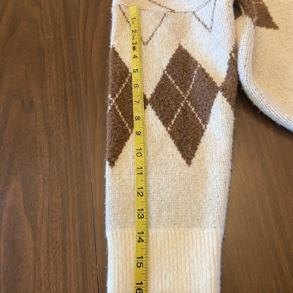Oak+Fort Women's  Oatmeal/
Brown Size Medium Argyle Cardigan Sweater - Picture 7 of 10